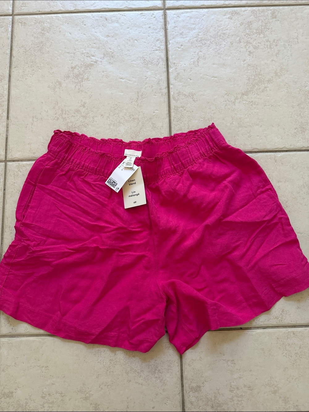 H&M Women's Bright Pink High-Waist Elastic Linen-Blend Shorts